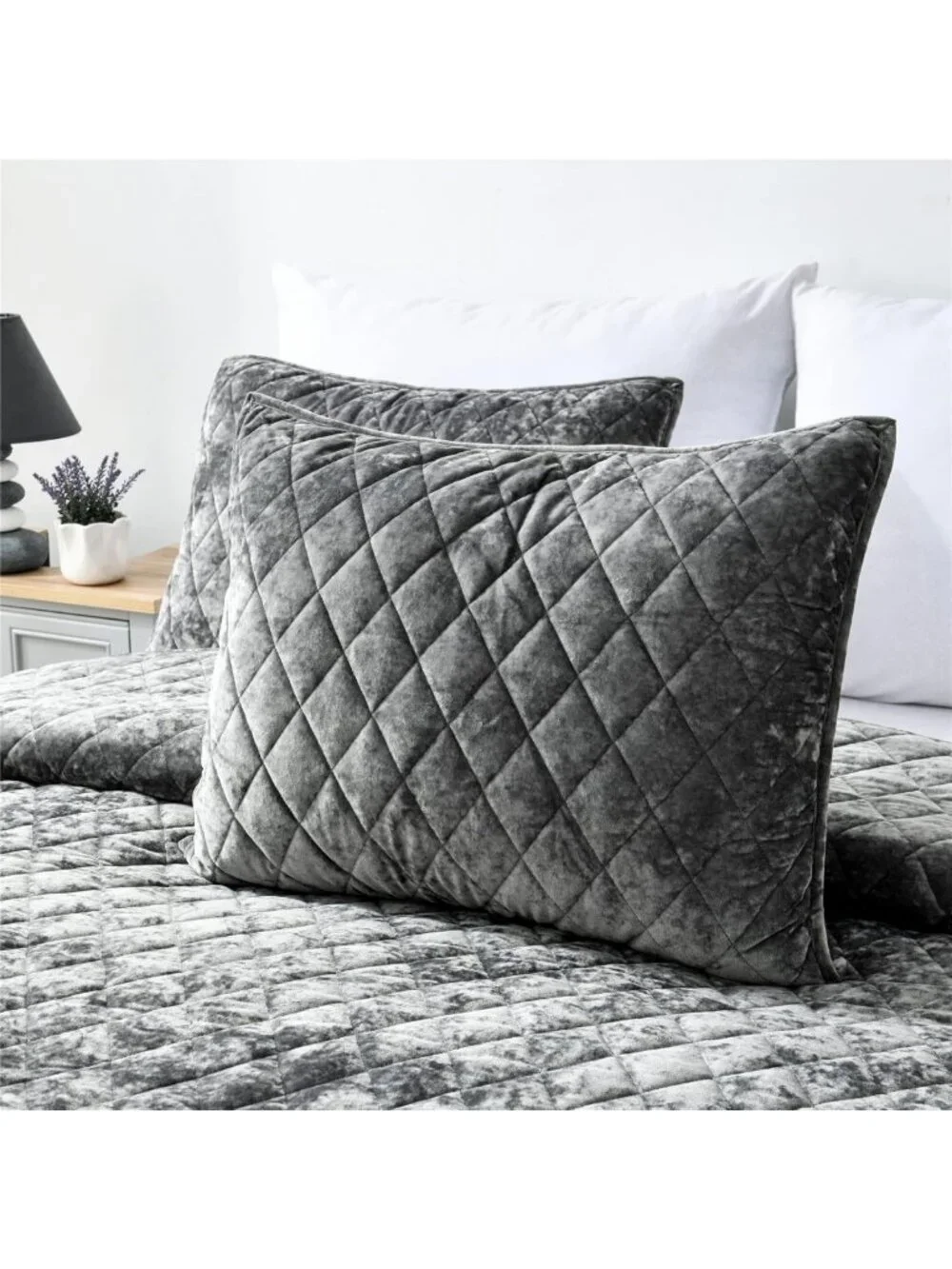 Luxurious Distressed Velvet Quilt Set, 3-Piece Grey King, Soft Microfiber